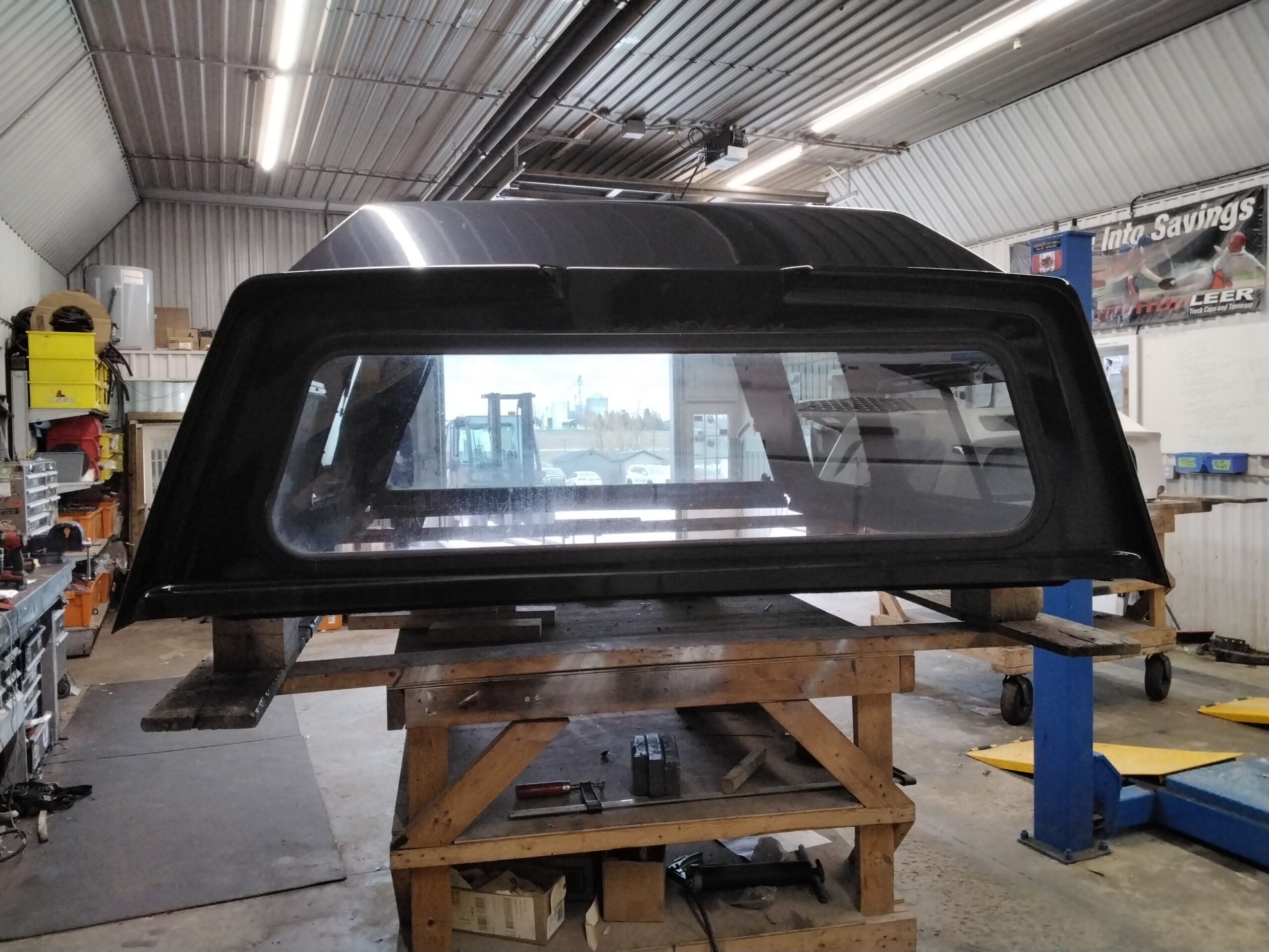 Dodge Ram 6’4 PX8 Black Raider High Rise Truck Cap - Image 3