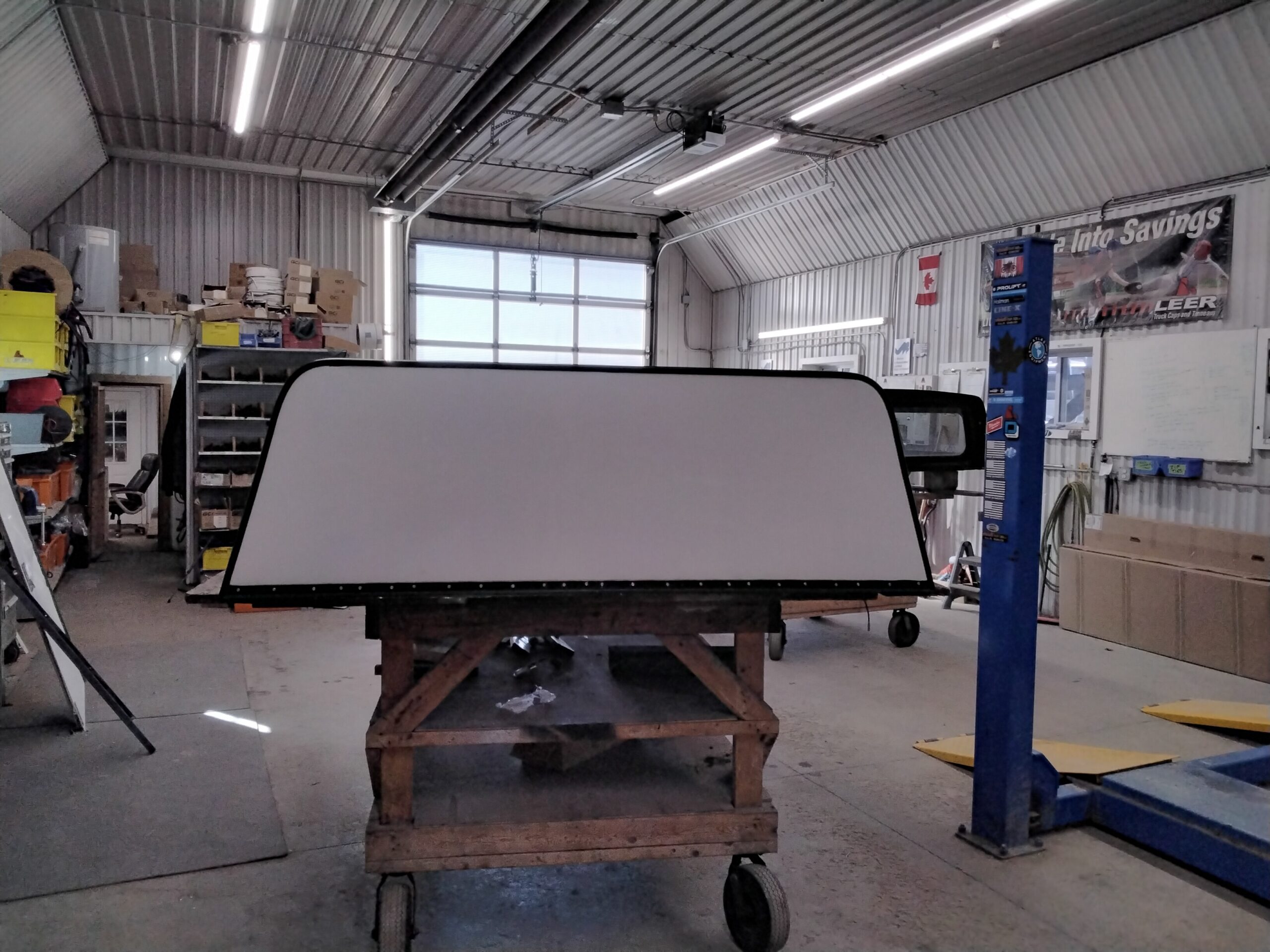 Chevrolet Silverado or GMC Sierra HD 2500/3500 6’9 White Swiss Contractor Truck Cap - Image 4