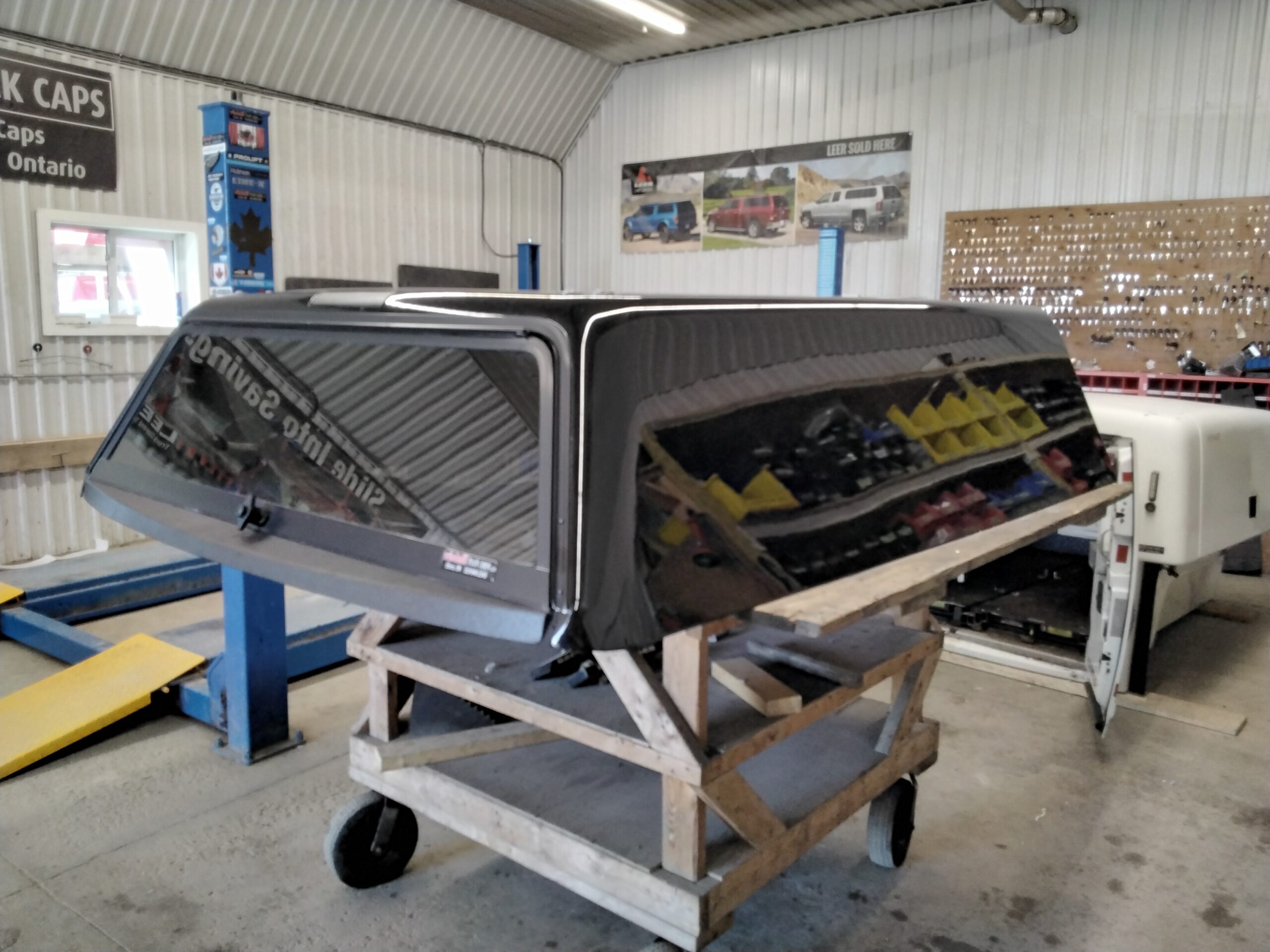 GMC Sierra 6’6 Black Fibrobec Truck Cap - Image 2