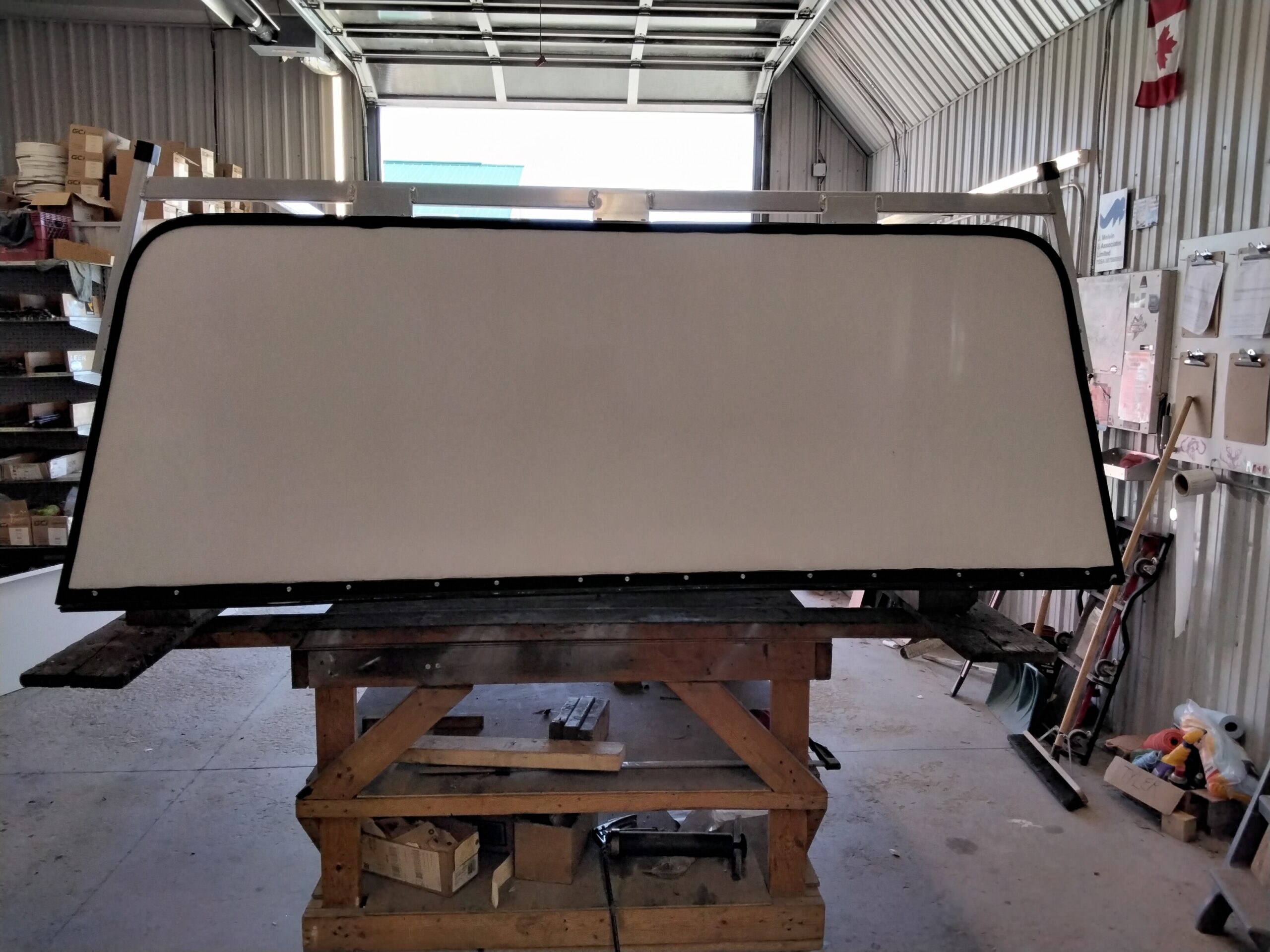 Ford Superduty 6’9 White Swiss Contractor Truck Cap - Image 4