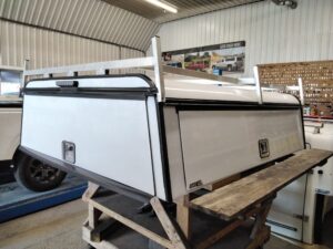 Chevrolet Colorado or GMC Canyon 6’2 White ARE Contractor Truck Cap