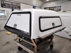 Dodge Ram 5’7 PWD Ivory ARE Midrise Truck Cap