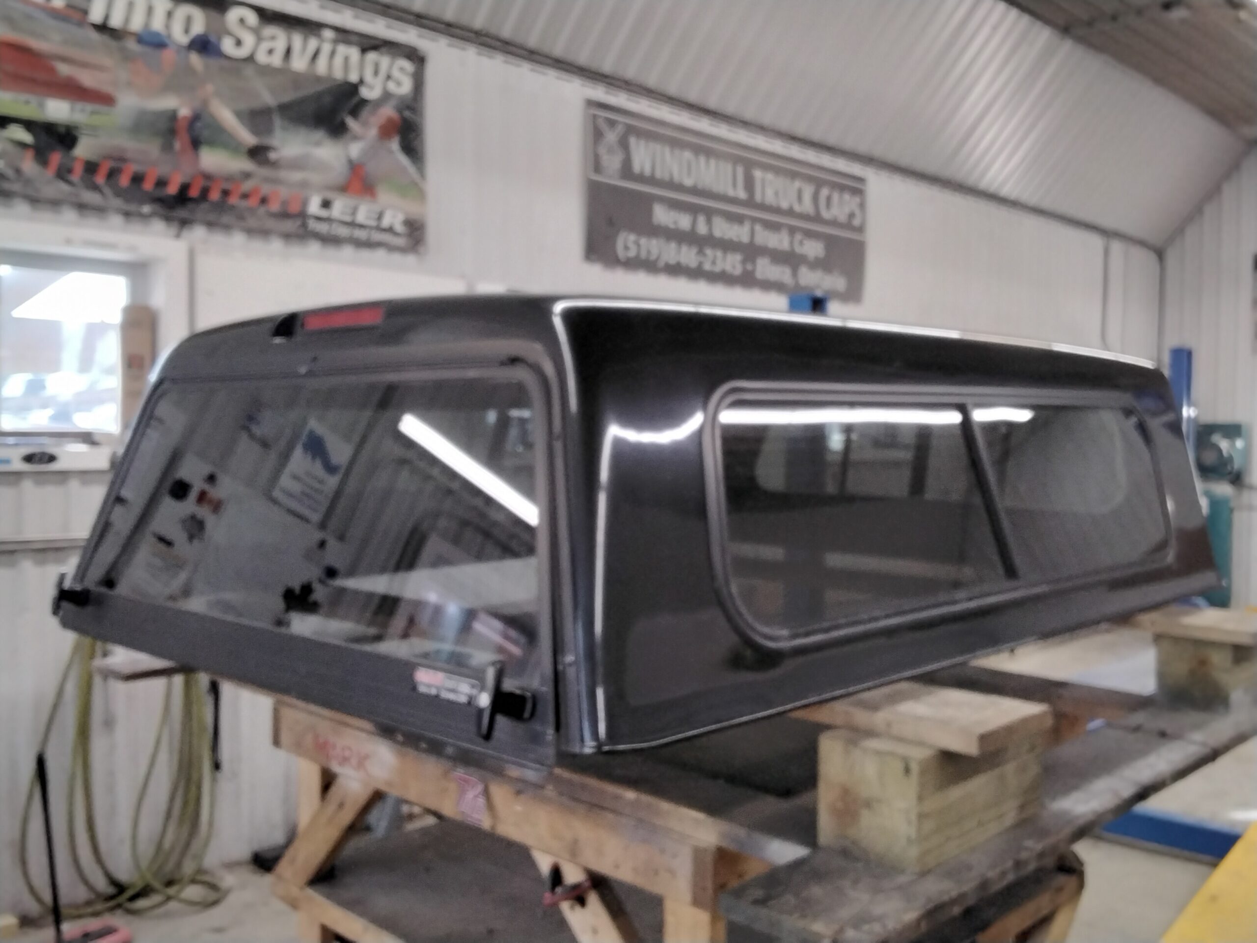 1988 – 1998 GMC Sierra or Chevrolet Silverado 6’6 Black Raider Truck Cap