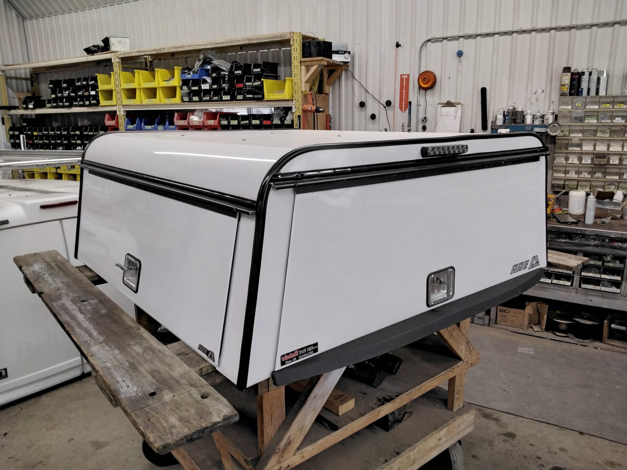 2019 – 2023 Ford Ranger 5′ White ARE Contractor Truck Cap - Image 2