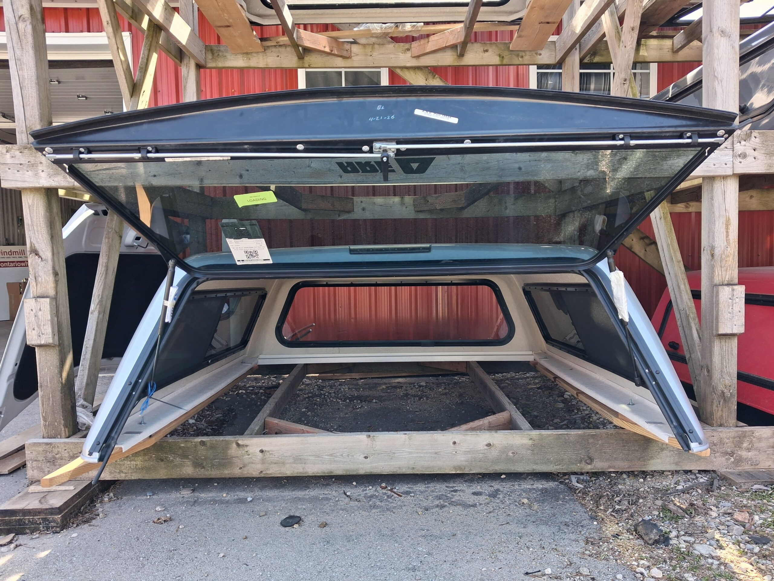 Dodge Ram 6’4 CREW Cab PSE Triple Nickel Silver ARE Truck Cap - Image 3