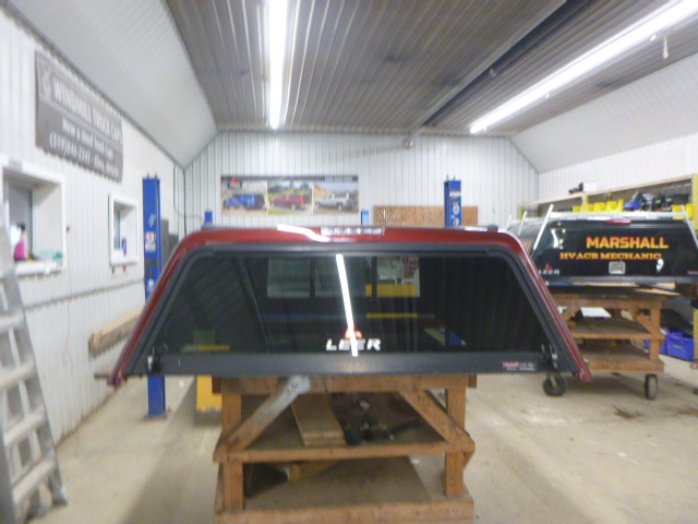 2002 – 2008 Dodge Ram 6’4 Red Hawk Truck Cap - Image 4