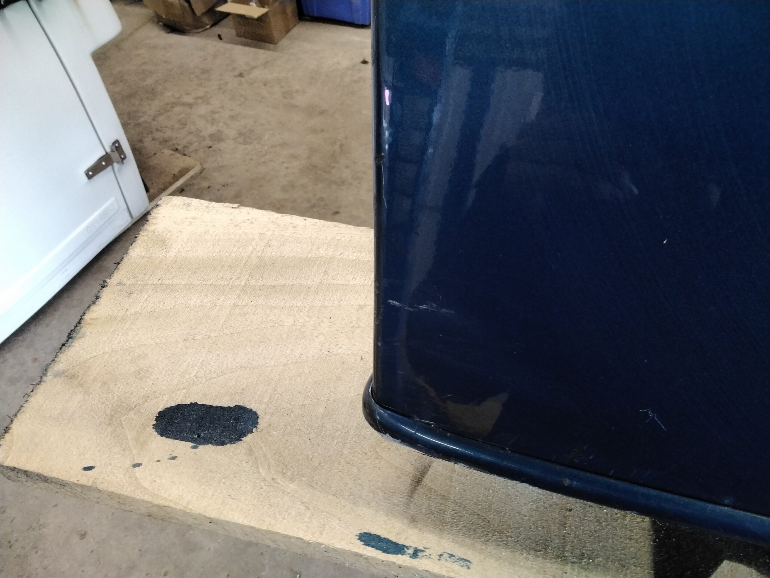 GMC Sierra or Chevrolet Silverado 5’8 G1K Sacr’e Blue ARE Z Series Truck Cap - Image 7