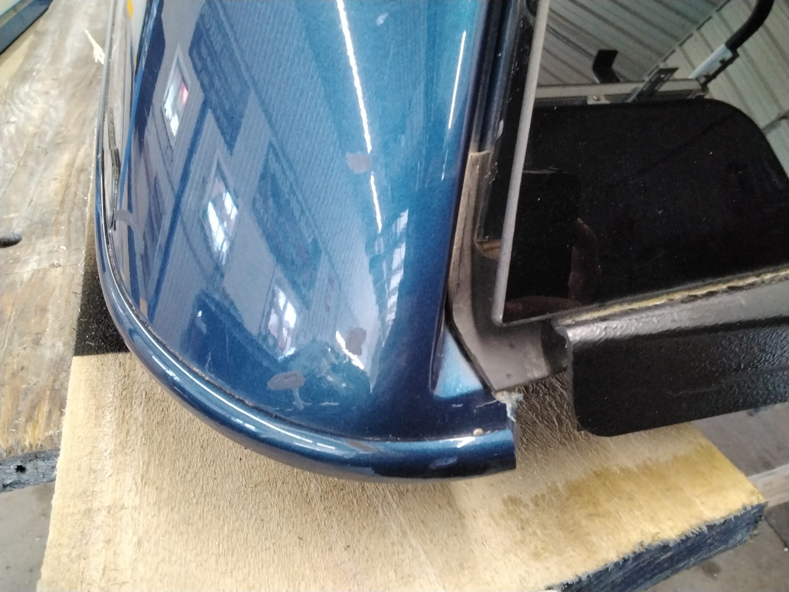 GMC Sierra or Chevrolet Silverado 5’8 G1K Sacr’e Blue ARE Z Series Truck Cap - Image 9