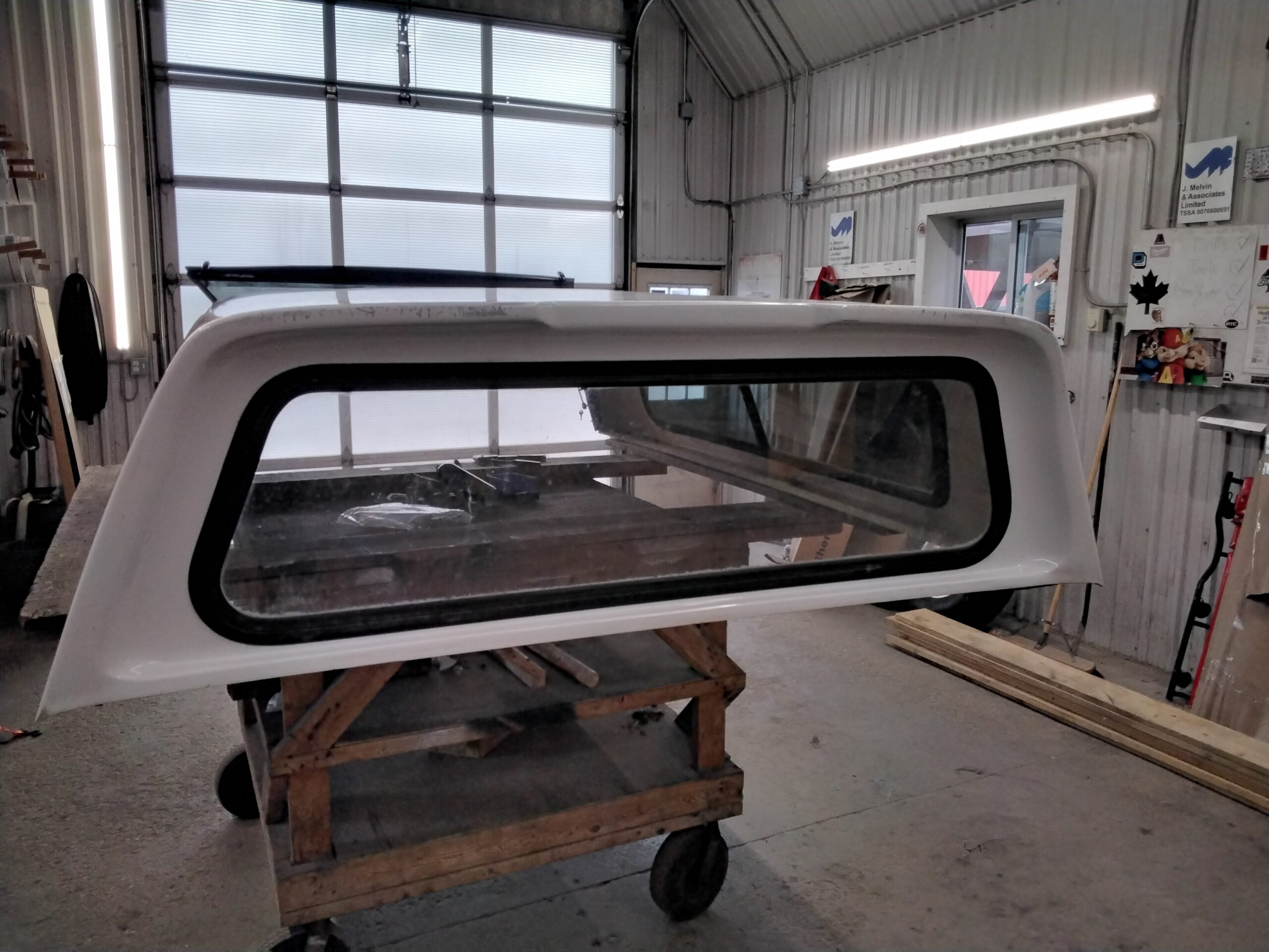 Chevrolet Silverado or GMC Sierra 8′ GAZ White Ranch Truck Cap - Image 4