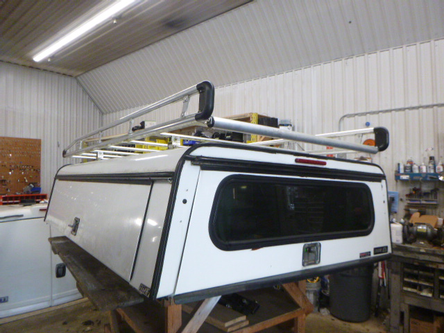 GMC Sierra or Chevrolet Silverado 8′ White ARE DCU Contractor Truck Cap - Image 2