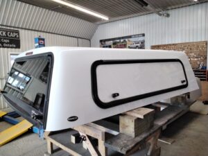 2014 – 2018 GMC Sierra or Chevrolet Silverado 6’6 White Ranch Truck Cap