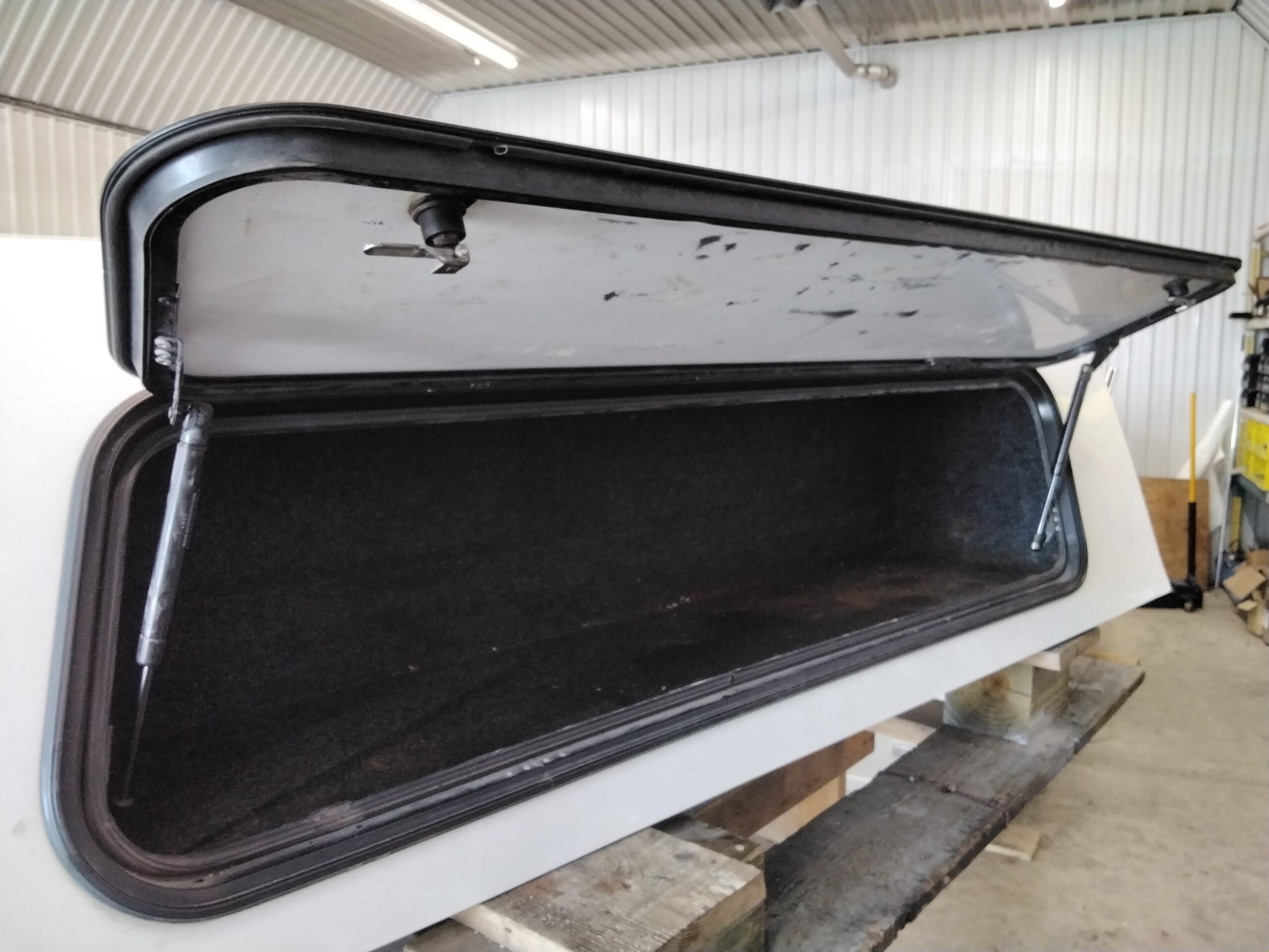 2014 – 2018 GMC Sierra or Chevrolet Silverado 6’6 White Ranch Truck Cap - Image 5