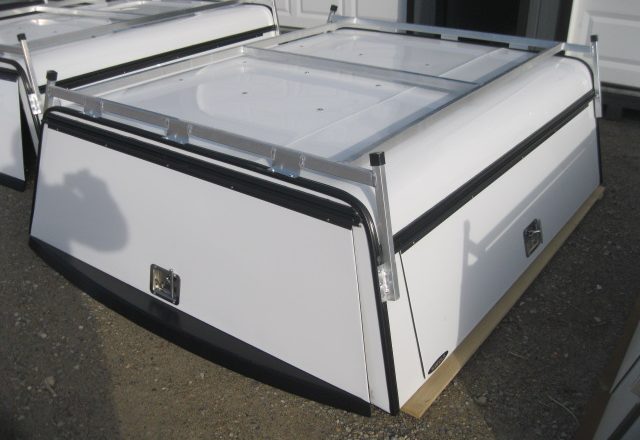 2020 -2026 GMC Sierra or Chevrolet Silverado 6’9 HD 2500/3500 NEW WHITE HDU CONTRACTOR TRUCK CAP - Image 2