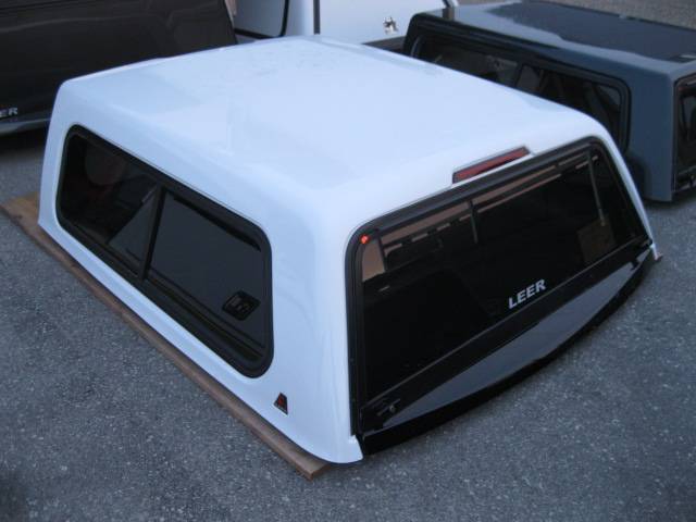 2019-2026 Dodge Ram 1500 New Body Style 5’7 New White Leer 100S Truck cap - Image 2