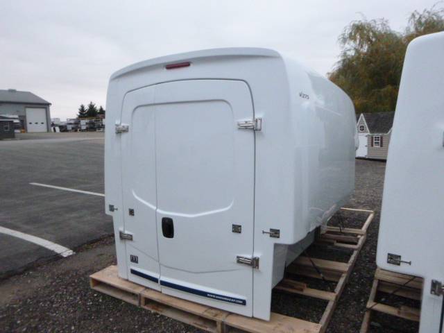 New Maranda V-375 8′ Slide In Truck cap - Image 3