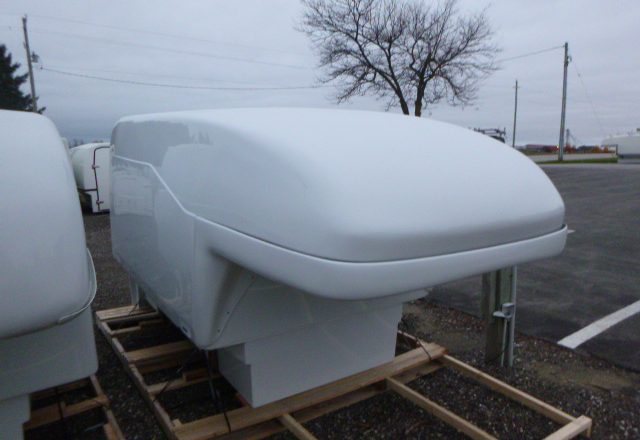 New Maranda V-335 6.5′ Slide In Truck cap - Image 5
