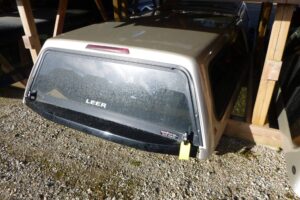 2015-2020 Ford F150 6’6 Leer Truck Cap
