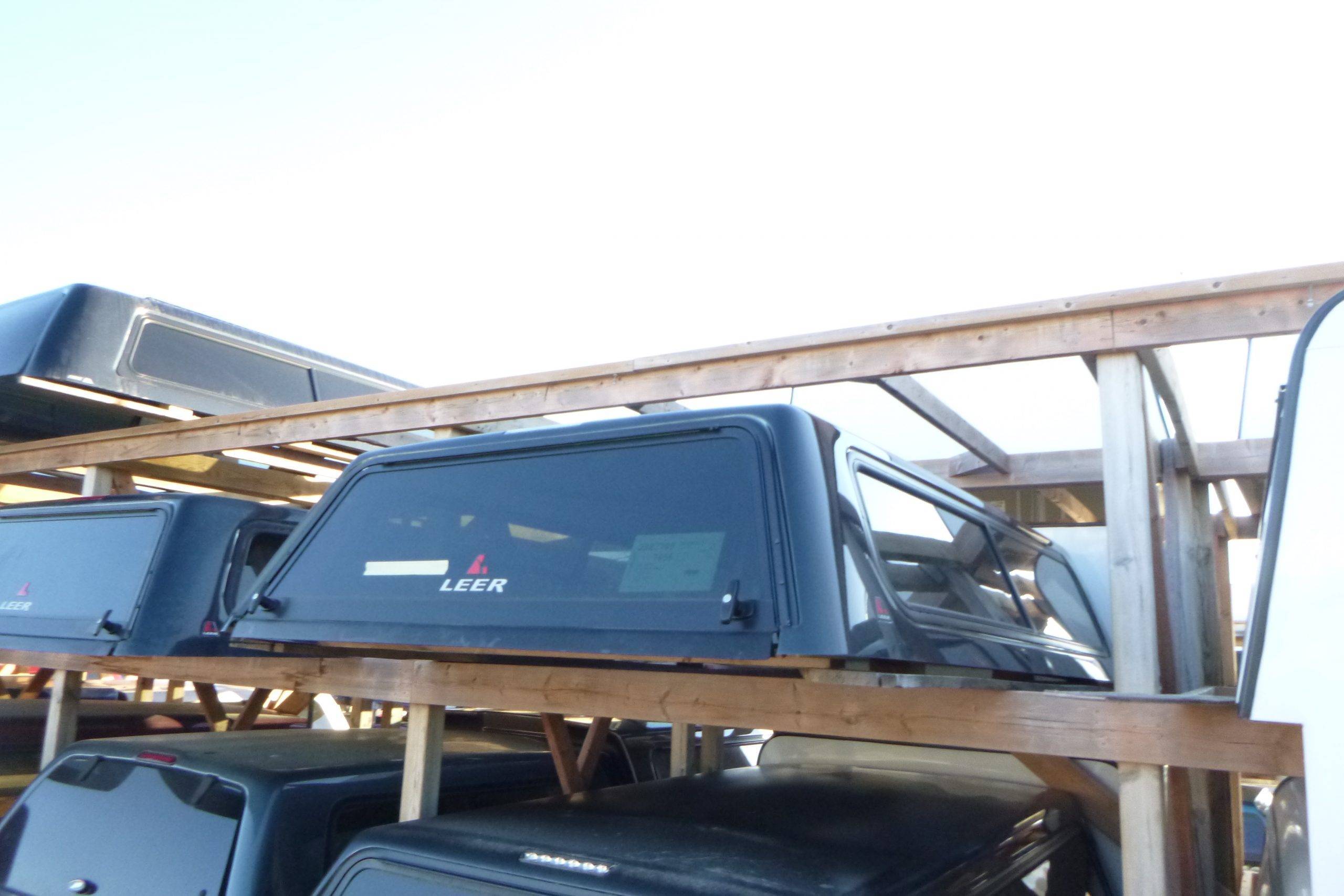 2014-2018 Chevrolet Silverado OR GMC Sierra 8′ Grey Leer 100R Truck cap - Image 3