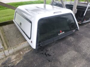 2004 – 2014 Chevrolet Colorado OR GMC Canyon 6’2 Leer 180RCC Truck Cap